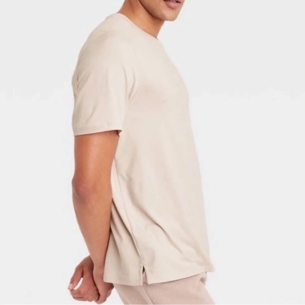 Men’s All In Motion Active Short Sleeve Performance T Shirt Sand XXL NEW!
